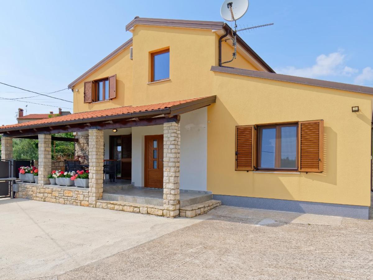 Apartment Larissa By Rent Istria Višnjan 외부 사진